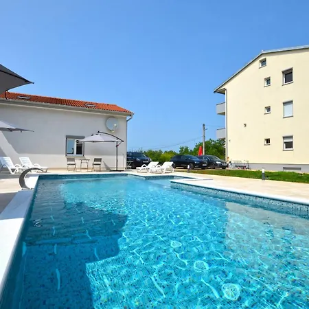 Joly Apartman
