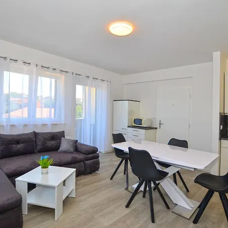 Apartman Joly *